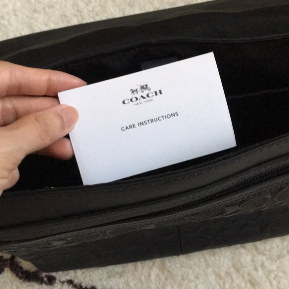 NWT Authentic Coach Men’s Leather Bag - Picture 10 of 10